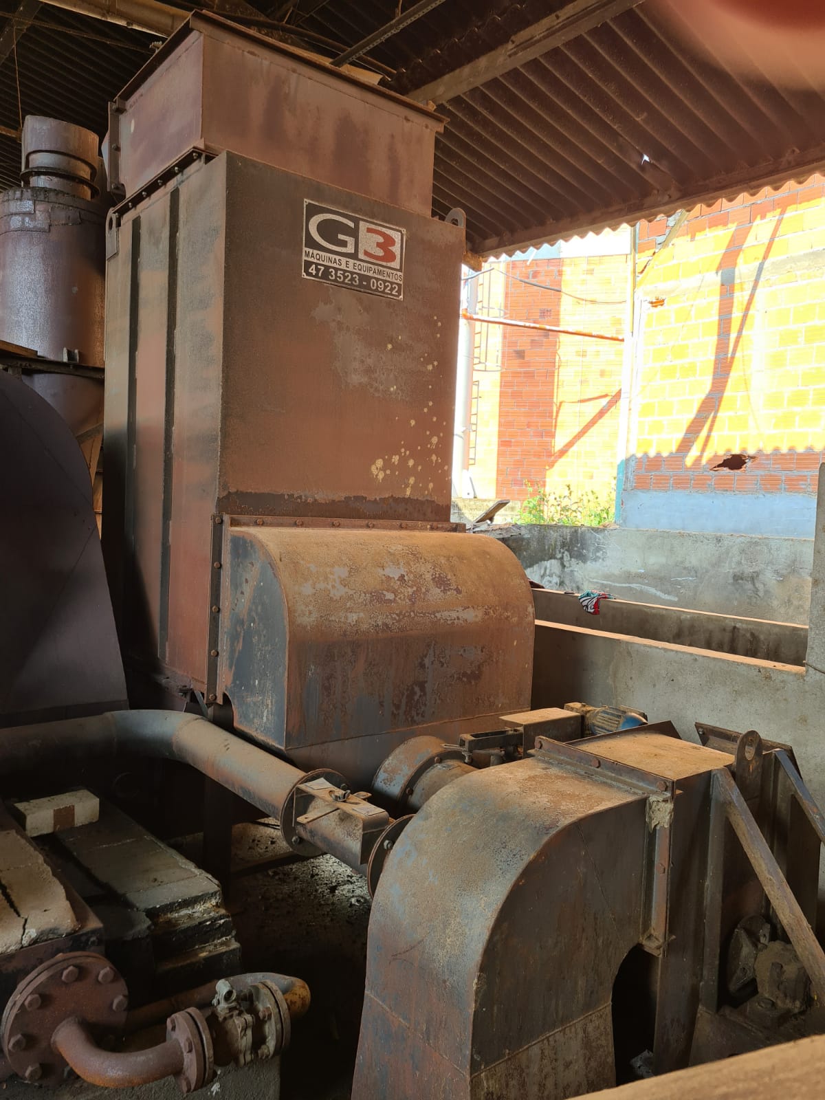 Cambuy | Máquinas e Equipamentos usados para Madeireiras e Serrarias - - CALDEIRA BENECKE 2.5 TONELADAS